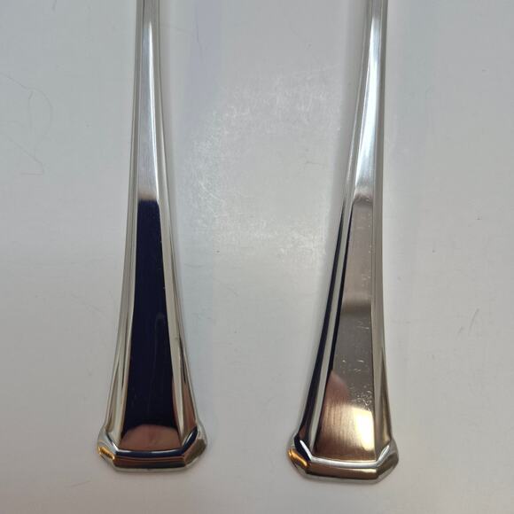 Oneida SSS Maestro St. Leger Vintage Serving Spoons Set of 2 Discontinued - Picture 2 of 16